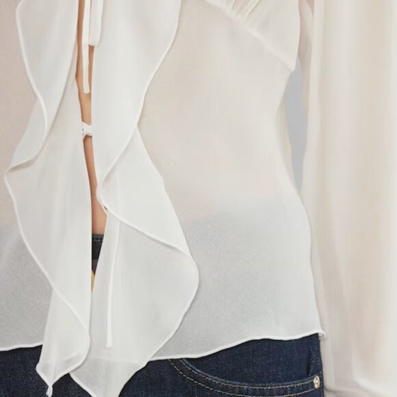 Aritzia Wilfred Frenchy Blouse V-neck chiffon ruffle blouse Size XL - Picture 4 of 10